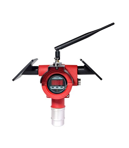 Solar-powered gas detector